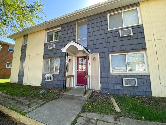 Building Photo - 405 N Owens Dr