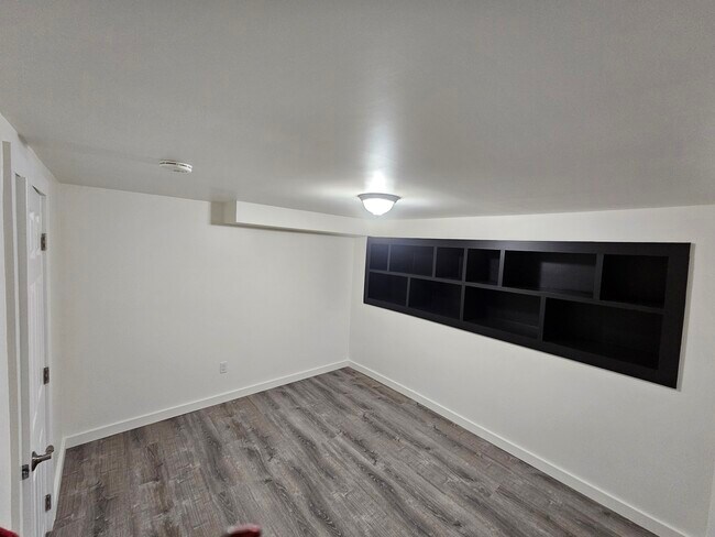 Foto del edificio - 9411 Castlewood St