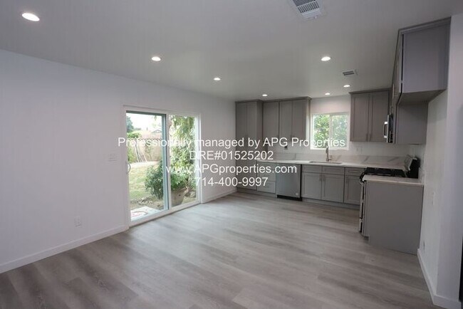 Building Photo - All New ADU 2 Bedrooms + 2 Bathrooms and D...