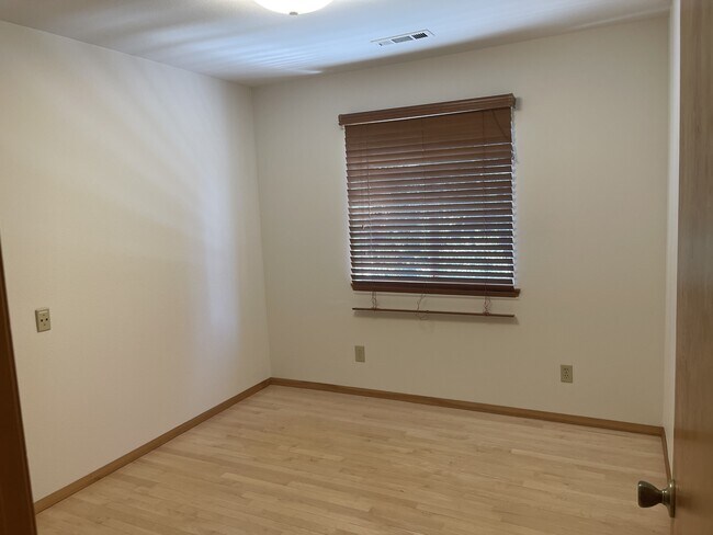 Foto del edificio - 1388 Mill Pond Rd