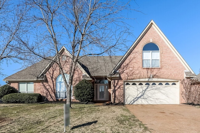Building Photo - 13102 Braybourne Pl