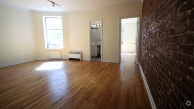 Building Photo - 212 W 104th St