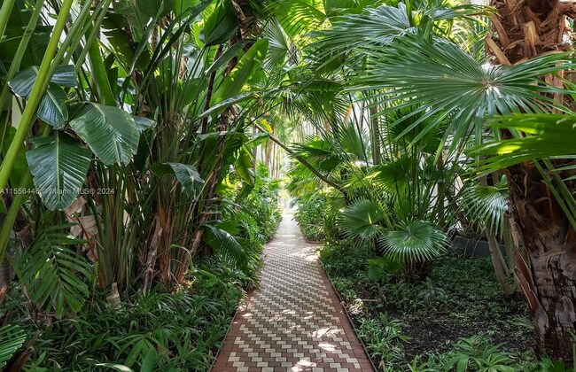 Foto del edificio - 3917 N Meridian Ave