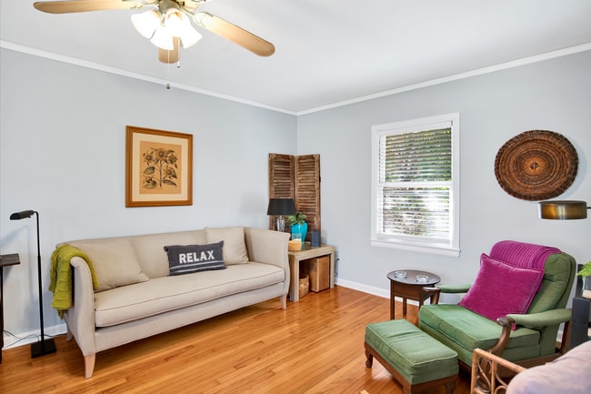 Foto del edificio - Vintage East Hill Mid-Century Home