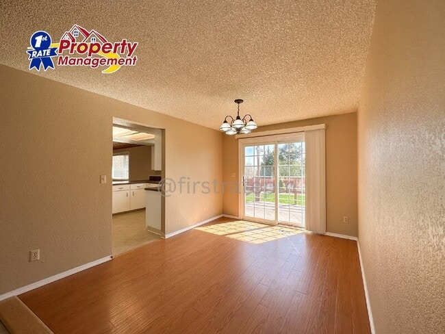 Foto del edificio - 712 Fair Ln