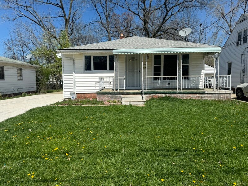 Primary Photo - 16341 Home Ave