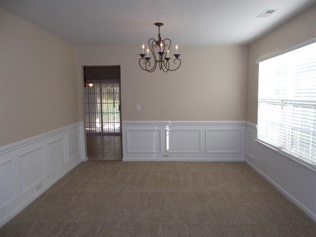 Foto del edificio - 5937 Firethorne Ln