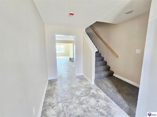 Foto del edificio - 320 Breckinridge Cir