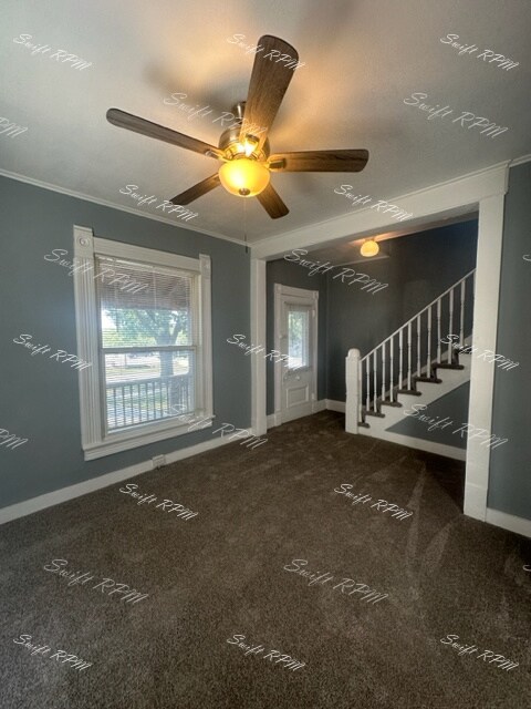 Foto del edificio - 330 N Cherry St