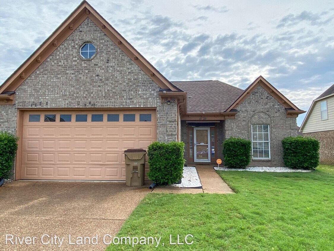 3 br, 2 bath House 1528 Sawmill Creek Ln House Rental in Cordova