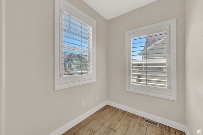 Building Photo - 11166 Del Andrae Ln