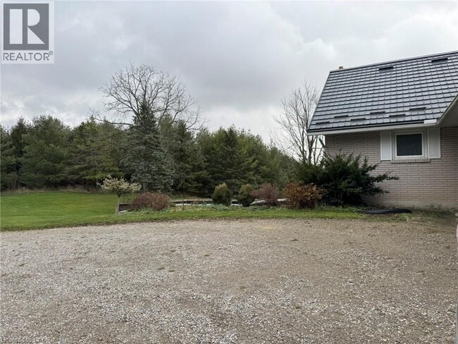 Building Photo - 2768 Nafziger Rd