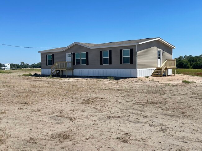 Foto del edificio - 15807 Co Rd 672