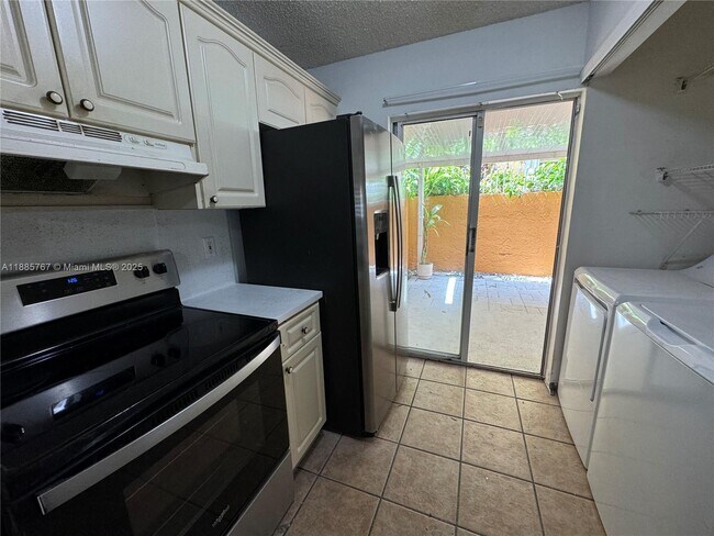 Foto del edificio - 7497 W 22nd Ave