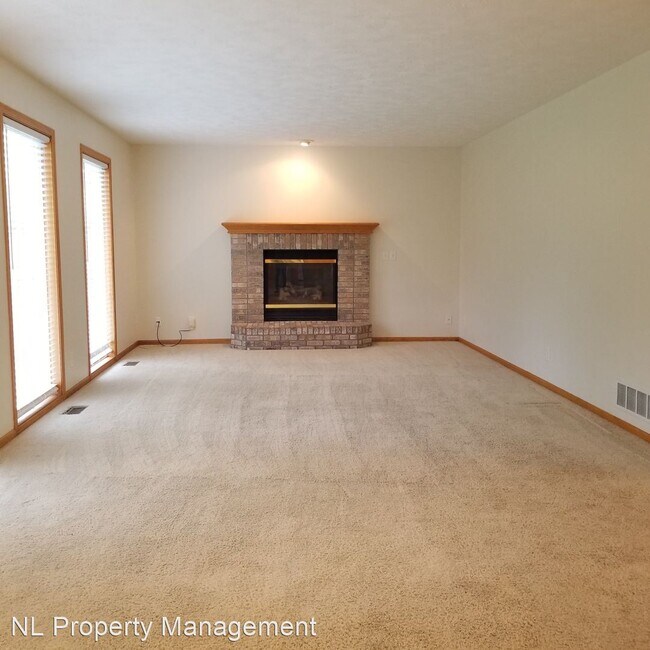 Foto del edificio - 3 br, 4 bath House - 15310 Ohio Street
