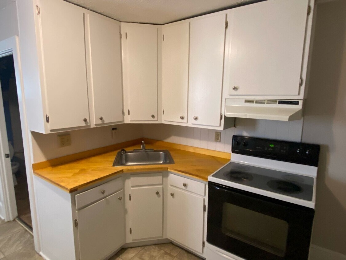 Foto principal - 422 W Orange St