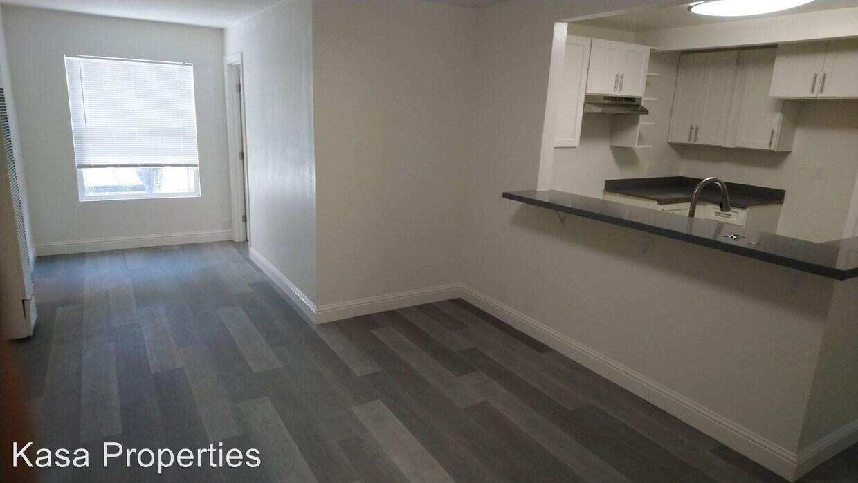 Foto principal - 2227 Bonar St