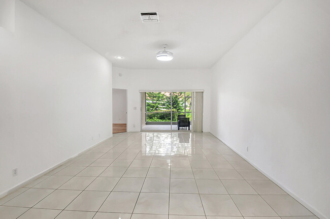 Building Photo - 6340 Long Key Ln