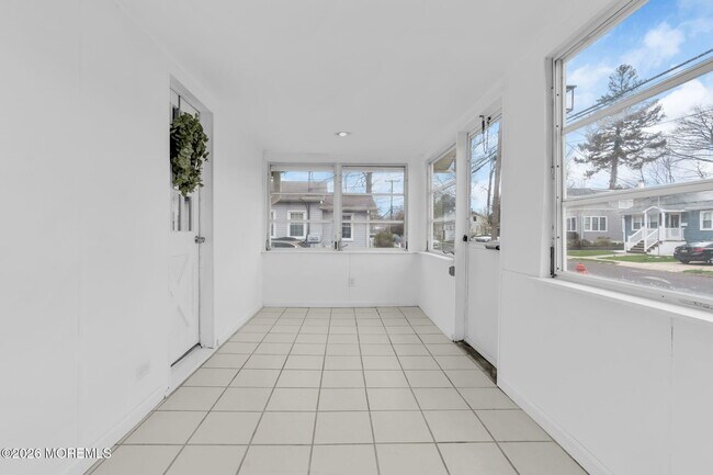 Foto del edificio - 1232 Pine Tree Way