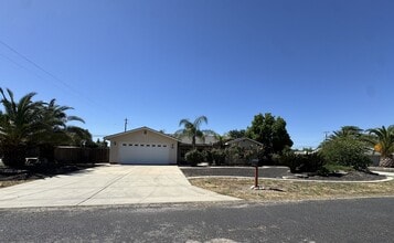 Building Photo - 36310 Sparta Ave
