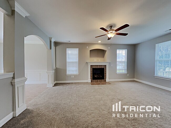 Foto del edificio - 3223 Penny Earley Ln