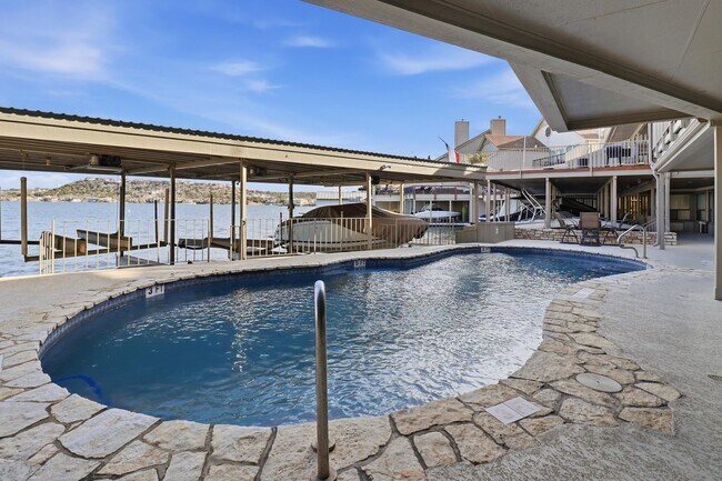 Foto del edificio - 403 Island Dr