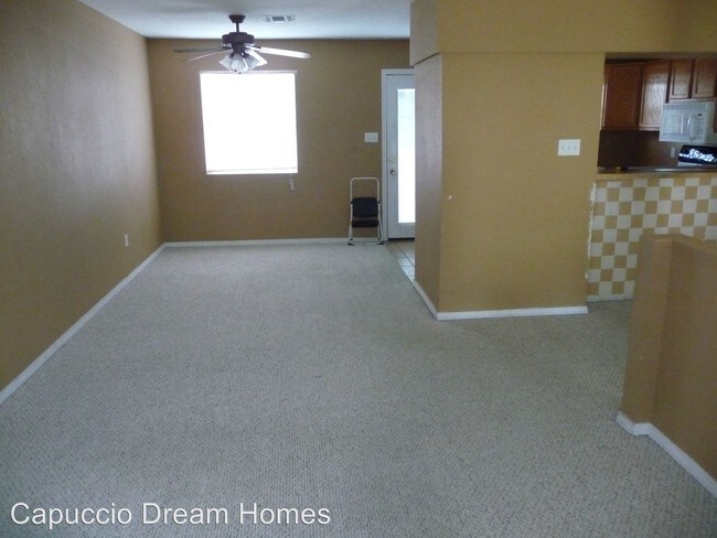 Foto del edificio - 5315 NW Elm Ave