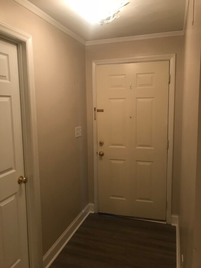 Foto del edificio - 2464 Tuckawana Cir NW