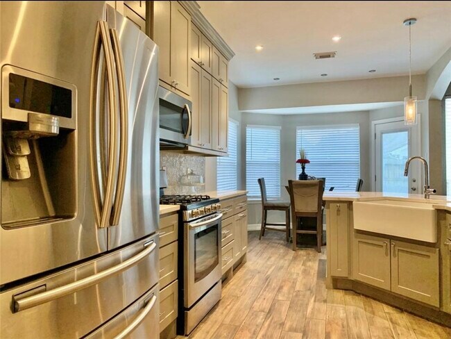 Foto del edificio - 10918 S Falls Terrace