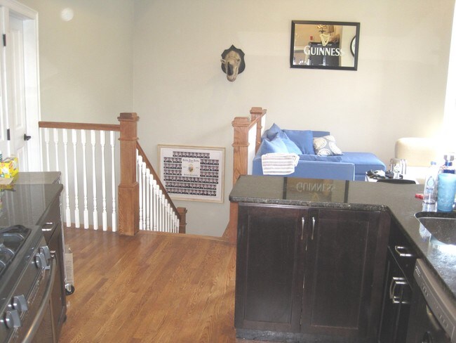 Foto del edificio - 497 Commonwealth Avenue