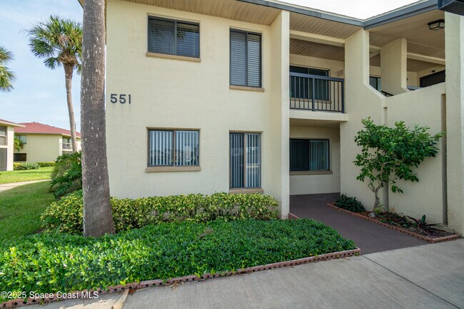 Foto del edificio - 551 S Brevard Ave