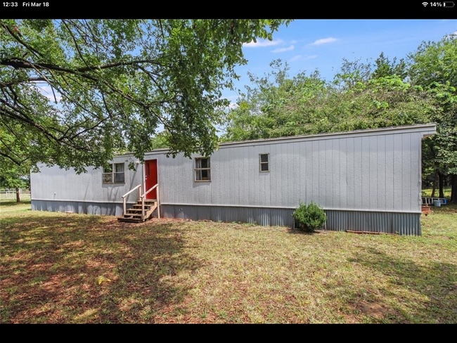 Building Photo - 1421 N Union Rd