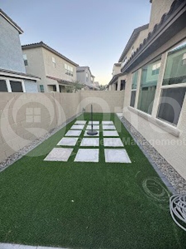 Foto del edificio - 4806 S Ferric