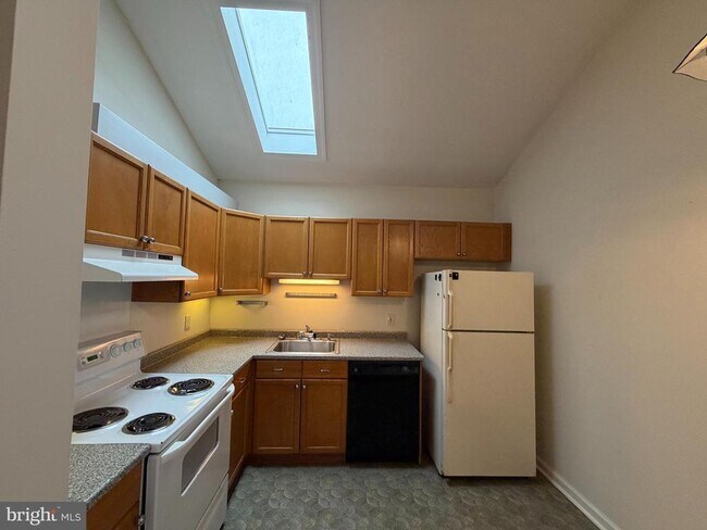 Foto del edificio - 1015 N Providence Rd