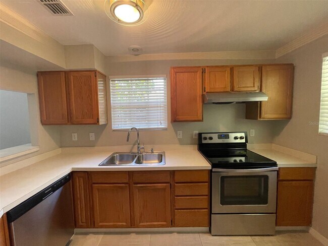 Kitchen. - 618 Broadway
