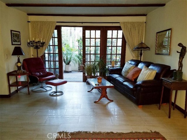 Foto del edificio - 8694 Villa La Jolla Dr