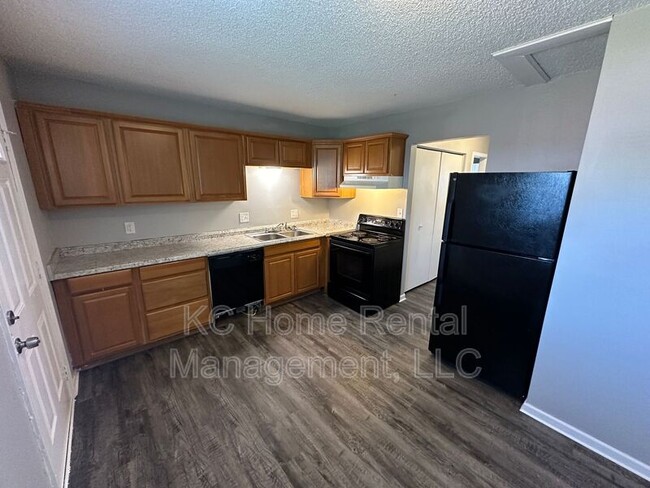 Foto del edificio - 9215 E 54th St