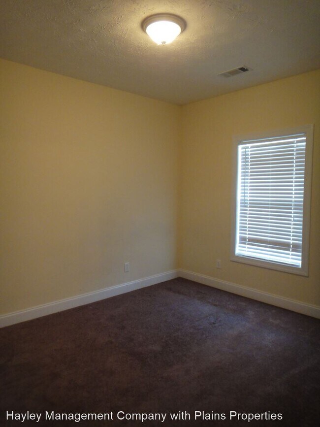 Foto del edificio - 3 br, 2 bath House - 3260 Millcreek Road 102