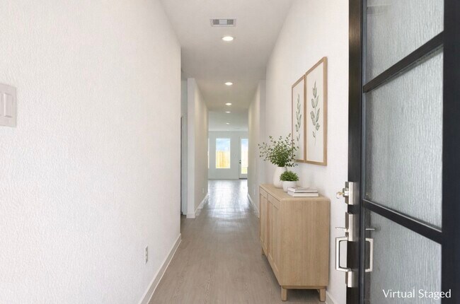 Foto del edificio - 31906 Blossom Ln