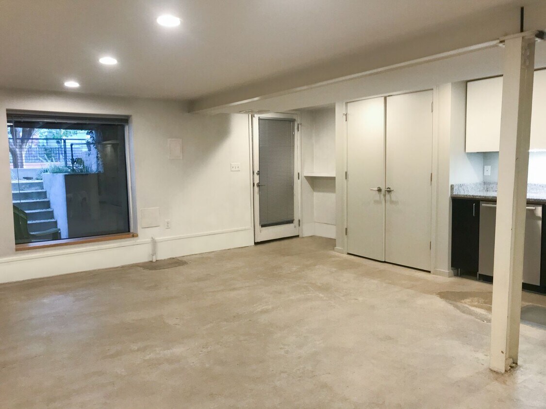 Foto principal - All-Included In Columbia Heights