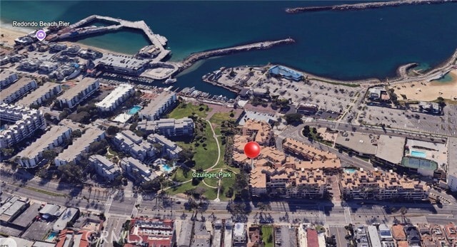 Foto del edificio - 120 The Village