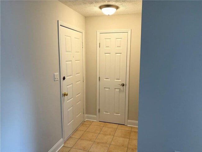 Building Photo - 312 Park Ridge Cir