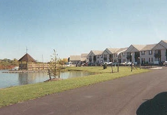 Primary Photo - Colonial Village Apartments