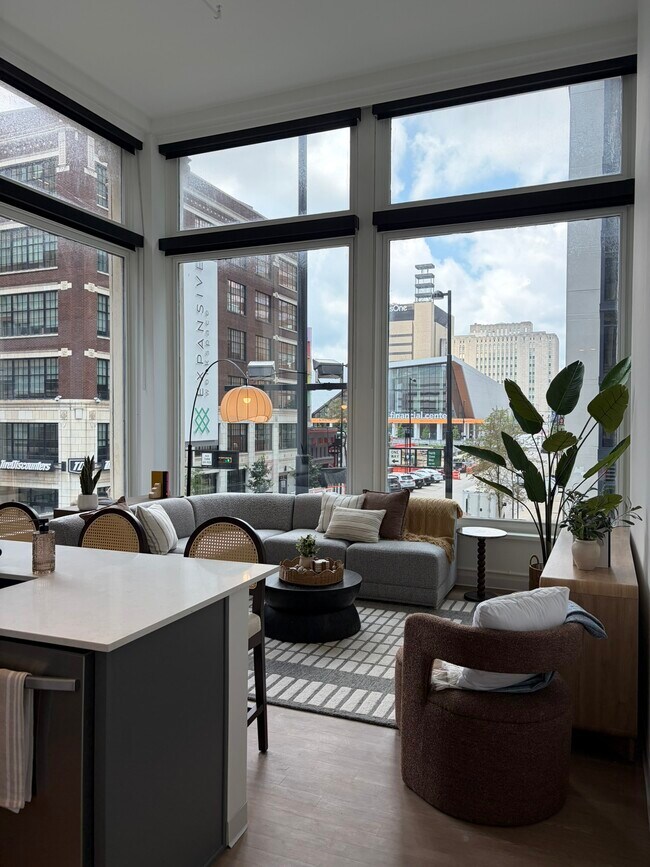 Building Photo - Textile Lofts