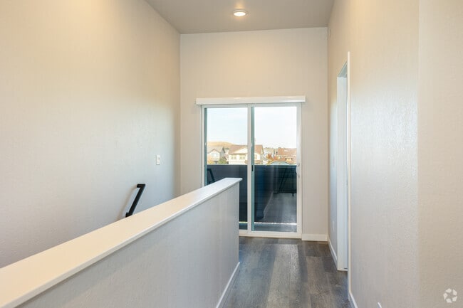 Sanctuary 3BR, 3.5BA - 1,876SF (3-Story Walk-Up) - Brownstones at Palisade Park