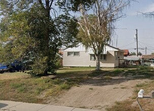 Building Photo - 1419 11th Ave S