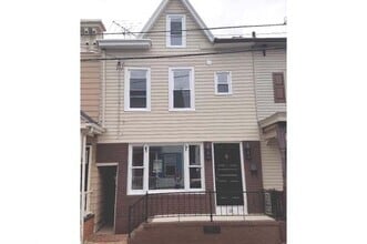 Building Photo - 28 E Church St