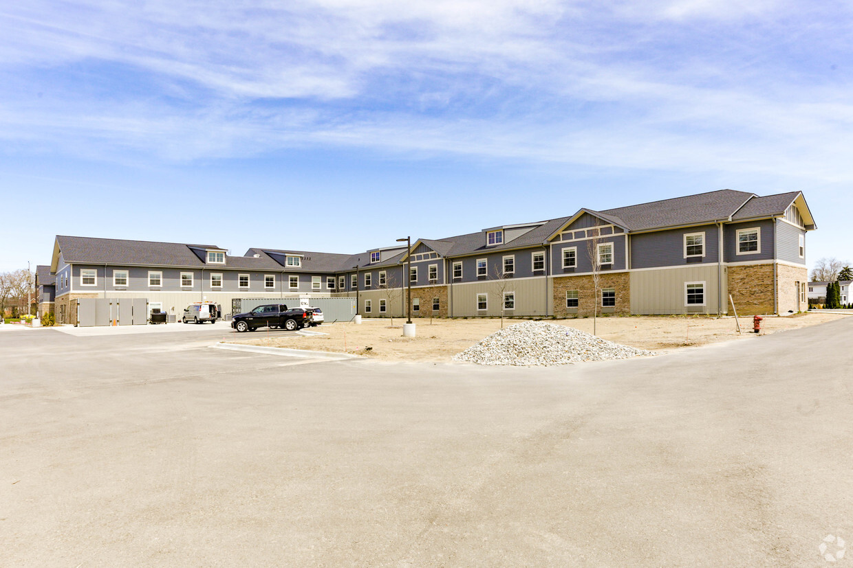 Building Photo - Provision Living at West Bloomfield