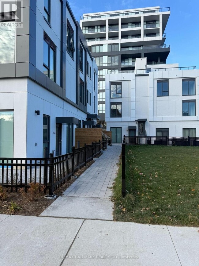 Building Photo - 20 Dervock Crescent