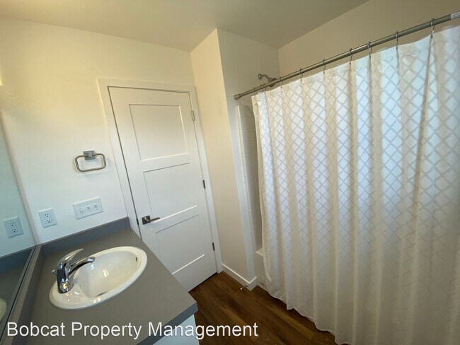 Building Photo - 2 br, 2 bath House - 3880 Bonnie Pl